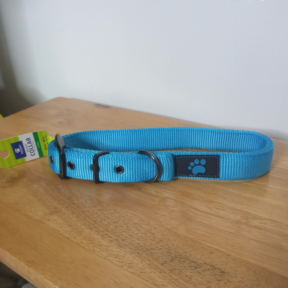NWT Blue Large Dog Top Paw Collar
